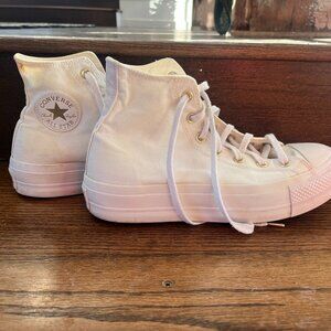 Women's Converse Chuck Taylor All Star Lift Platform Gold High Top Shoes 9.5